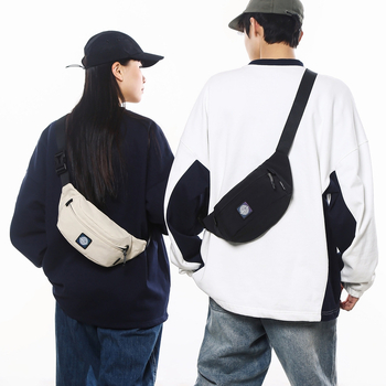 Torba preko tijela od platna – gradska jednostavnost, jesen 2025, zatvarač, 3D vanjska strana