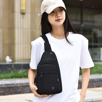 Ženska nylon crossbody torba – zatvaranje na zip, unutarnja džep sa zipom, podstava od poliestra, mekana tekstura, Willowstar