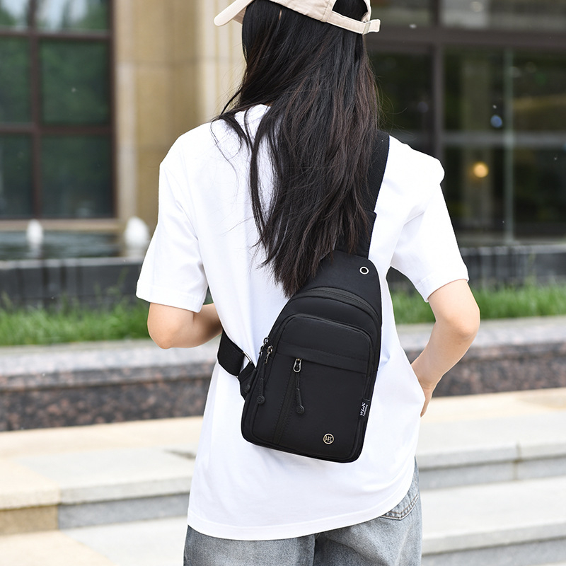 Ženska nylon crossbody torba – zatvaranje na zip, unutarnja džep sa zipom, podstava od poliestra, mekana tekstura, Willowstar