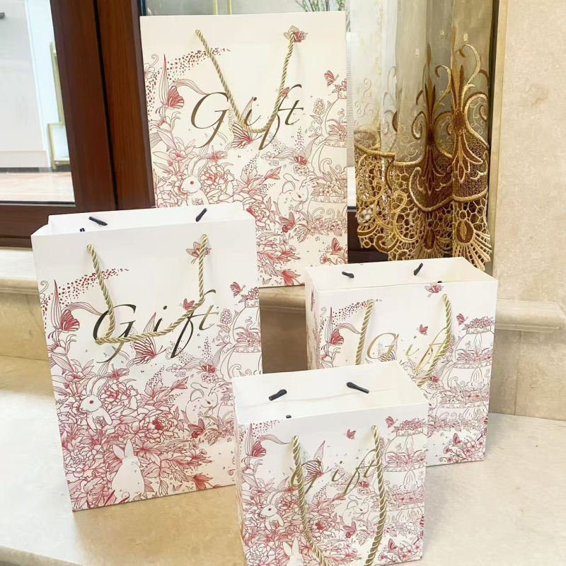 Geantă cadou din carton alb, stil desenat de mână, brand Comilia, imprimare, imprimare de logo disponibilă