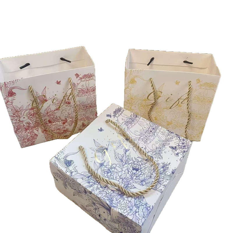 Geantă cadou din carton alb, stil desenat de mână, brand Comilia, imprimare, imprimare de logo disponibilă