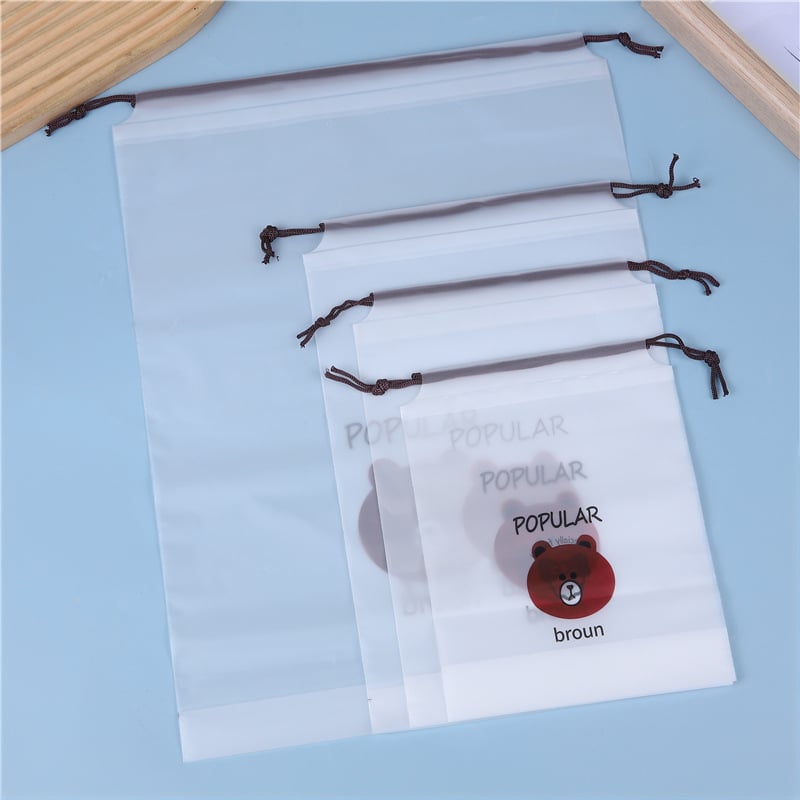 Τσάντα με κορδόνι από EVA, ματ φινίρισμα, τσέπες με μοτίβο αρκούδας, κατασκευή με διπλό στρώμα