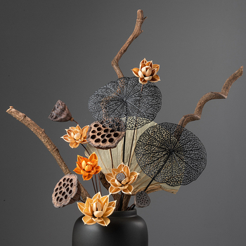 Kuivatatud lillede bukett, käsitööline põrandal seisev dekoratiivne kimp kõrgete okstega ja loodusliku lotose seemnepodiga (Tüüp: Lilled; Klassifikatsioon: Kuivatatud lilled veenidega; Bränd: Zen Garden; Kasutus: Bukett; Põhjalik ruum: Elutuba)