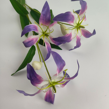 Művirág lángoló liliom gyümölcs díszítéssel (Márka: Lin xin crafts; Kód: Flame lily--yd03; Anyagok: műanyag, rugalmas gumi, selyemvirágok; Használat: esküvő, kültér, fotó kellékek)