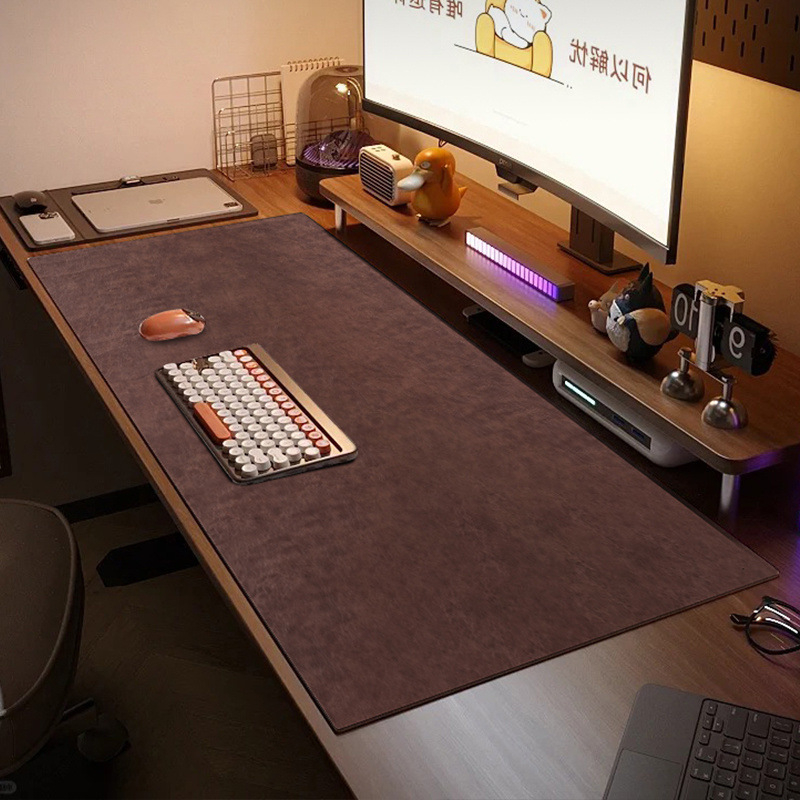 Μεγάλη δερμάτινη επιφάνεια γραφείου, γυαλισμένο φινίρισμα, μονόχρωμη, επιφάνεια παιχνιδιών