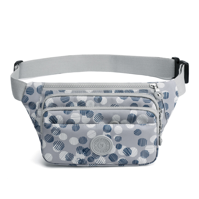 Dámska nylonová taška cez rameno v mestskom minimalistickom štýle, zapínanie na zips, vnútorné vrecká: zipsové vrecko, vrecko na telefón, vrecko na ID, malé zipsovacie vrecko, polyesterová podšívka