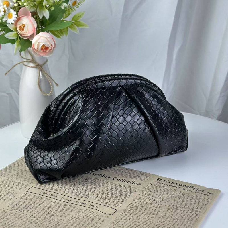 Clutch de seară în formă de dumpling, material PU cu căptușeală PU, interior laminat cu fermoar, stil pe un umăr, lansare toamnă 2025