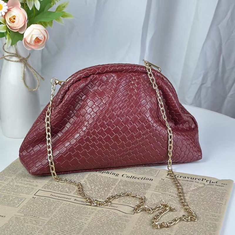 Clutch de seară în formă de dumpling, material PU cu căptușeală PU, interior laminat cu fermoar, stil pe un umăr, lansare toamnă 2025