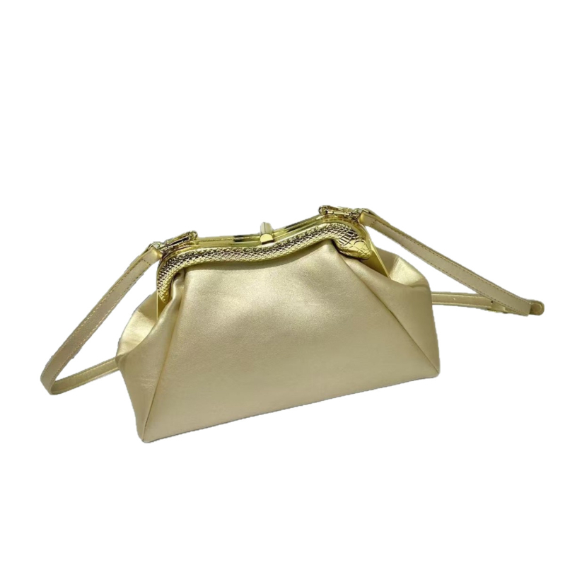 Ramenná crossbody kabelka s tvarom dumpling (Materiál: Super fiber; Zapínanie: Lock; Vnútro: Document bag)