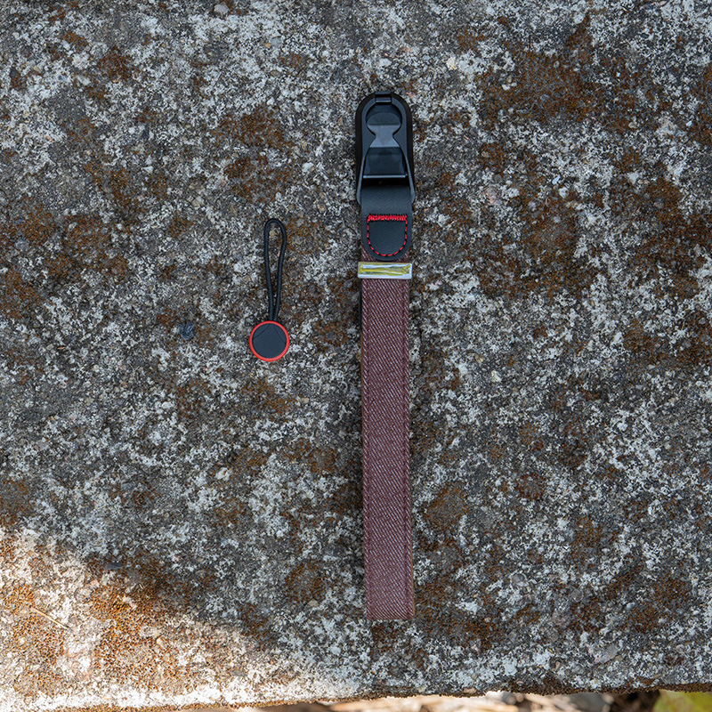 DSLR csuklópánt gyorskioldóval és könnyű beállítással (SLR gépek kompatibilitása; gyors rögzítés; testreszabott minták; 2025-ös kiadás)