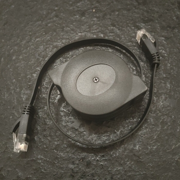 Behúzható CAT6 Ethernet kábel, RJ-45 csatlakozás, Gigabit sebesség, laptopok és asztali számítógépekhez, PU+ABS ház.