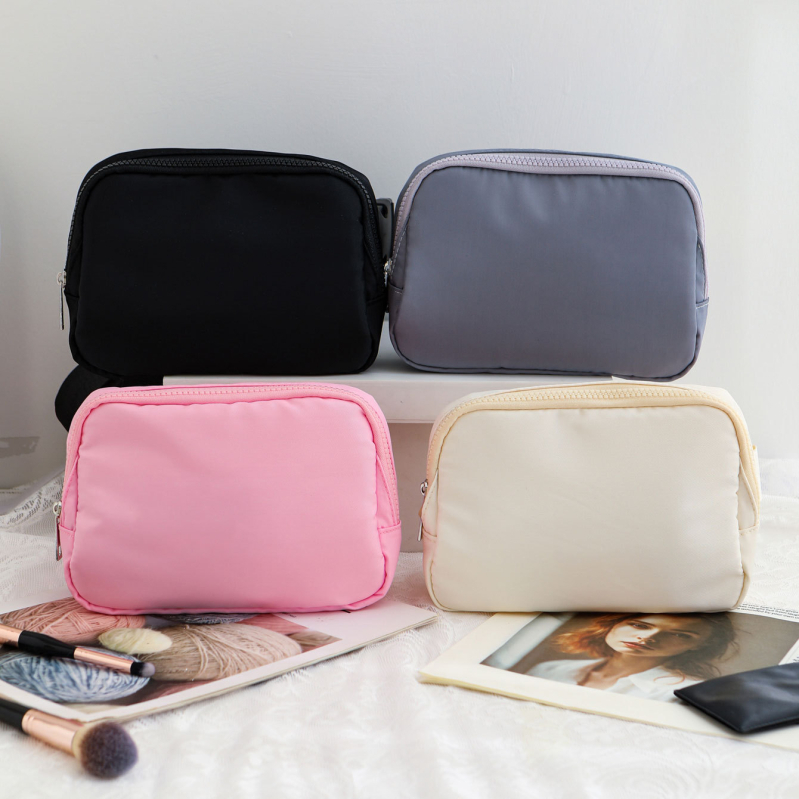 Torba za struk s višestrukim pretincima i unutarnjim međupodjelom, poliester, zatvaranje zipom, laminirani džep sa zipom, za slobodno vrijeme putovanja