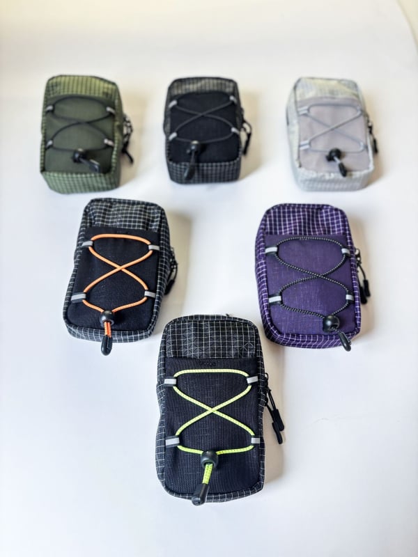 Sportska torba za struk / crossbody — ultra lagana najlon, prozračna, pretinac protiv krađe, džep za power bank, za vanjske sportove