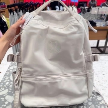 Rucsac pentru călătorii de recreere: nylon impermeabil, căptușeală din poliester, sistem de bretele cu aer
