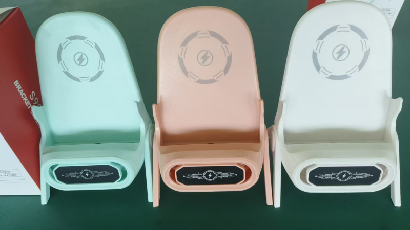 Bezdrôtová nabíjačka pre mobilné telefóny - QC 3.0 rýchle nabíjanie, 15W výstup, magnetické nabíjanie, digitálny displej, univerzálna kompatibilita