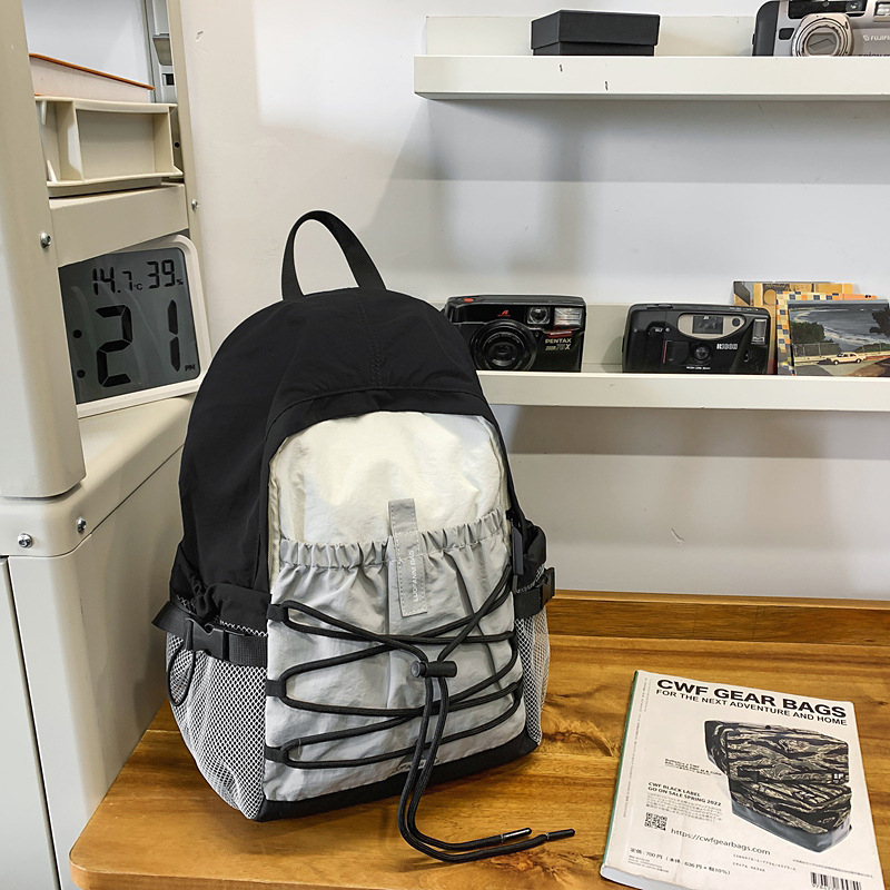 Najlon ruksak ultralak za slobodno vrijeme i planinarenje, kapacitet ispod 20 L, kompatibilan s 14-inčnim laptopom, naramenice s zračnim jastučnicama