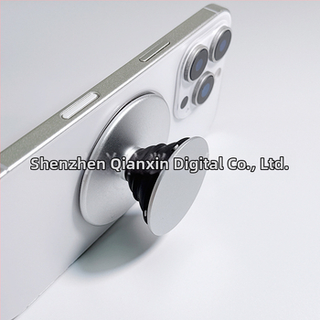 Snap-On magnetický stojan na telefón – ultra tenký, ABS + TPU, silný magnet, kovová skriňa; na stolné použitie a selfie