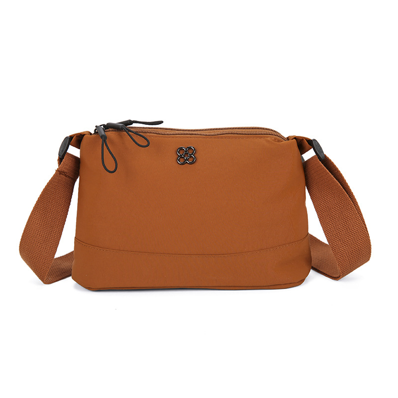 Geantă de umăr din nailon impermeabilă pentru femei - închidere cu fermoar, căptușeală din poliester, formă orizontală dreptunghiulară, buzunar pentru telefon, bretea simplă