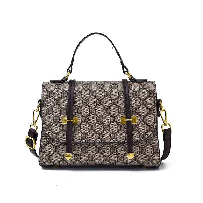 PU anyagú crossbody női táska, városi egyszerű stílus, horizontális négyzet alakú forma, fedél típusú zárás.