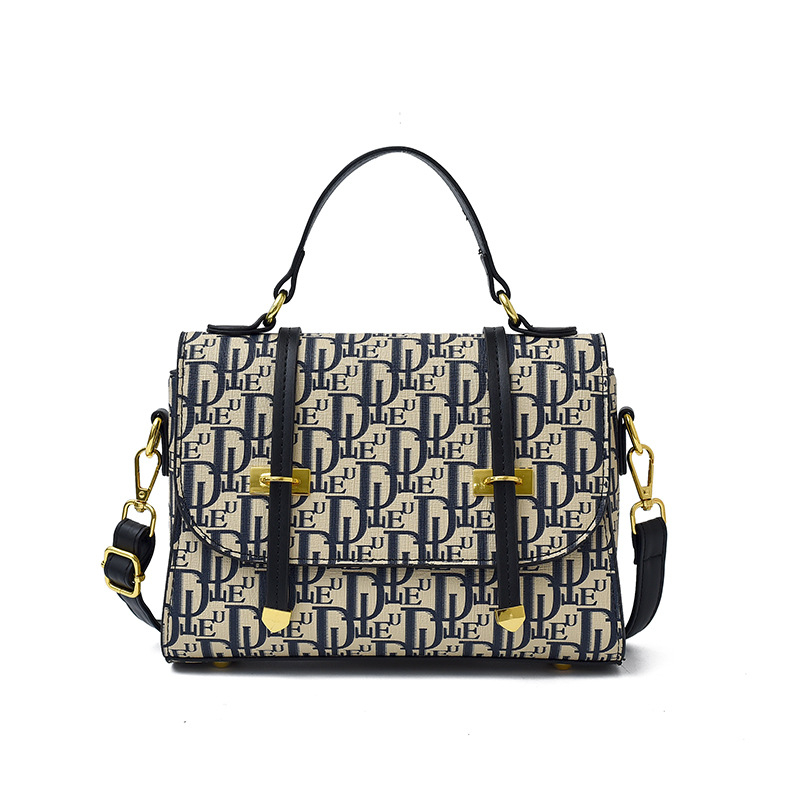 PU anyagú crossbody női táska, városi egyszerű stílus, horizontális négyzet alakú forma, fedél típusú zárás.