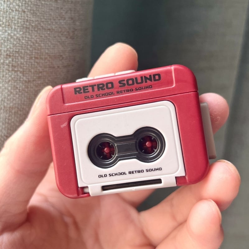 Retro mini rekorder zvuka – kutijica za glazbeni privjesak, 1 minuta snimanja, plastično kućište, bez videa