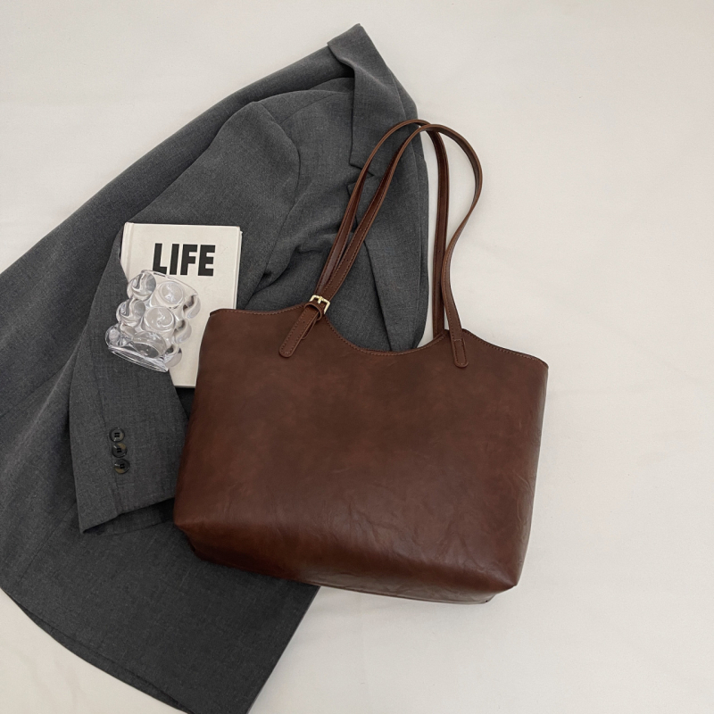 PU Tote torba, horizontalni kvadratni oblik, pokriven otvor, laminirani pretinac sa zipom, unutarnji džep patch