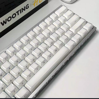 Crystal Jelly sānu gravētus taustiņu vāciņus, ABS materiāls, 136 tausti, universāla saderība, viena gada garantija