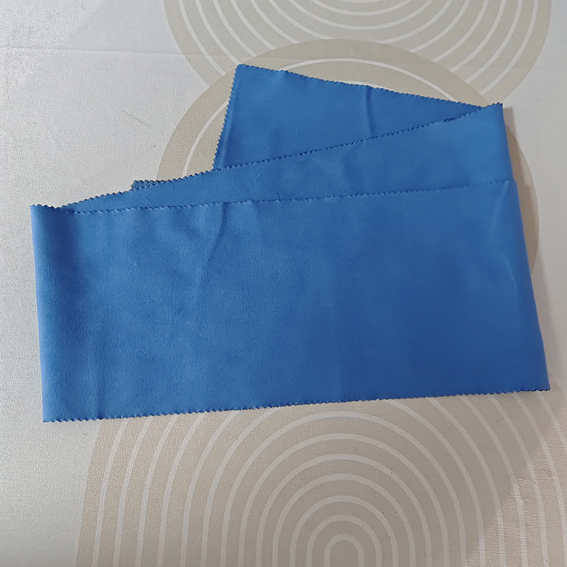 Krpa za prašinu za 88-klavišnu klavijaturu, flanel materijal, oko 39 g, pogodna za klavijature