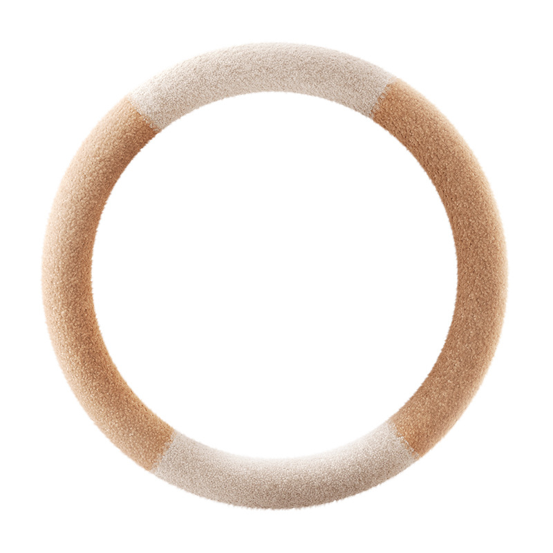 Navlaka za volan zimi – sladak stil, prugasti uzorak, cloud velvet materijal, univerzalna prilagodba