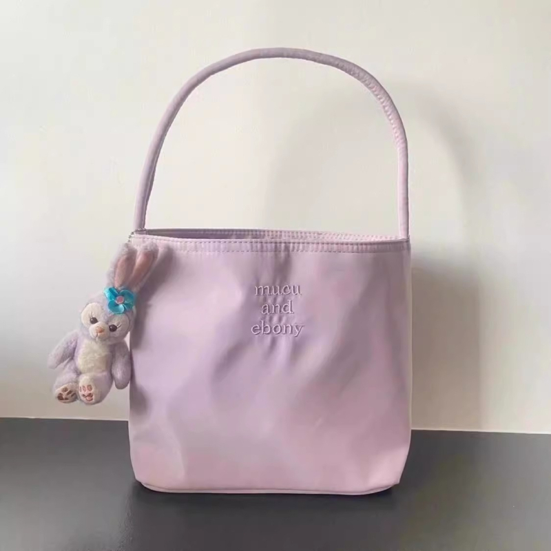 Bucket bag din nylon, stil urban minimalist, siluetă pătrată mică, formă orizontală pătrată, fermoar