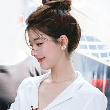 Náušnice - kvetinový tvar, zliatina, elektrolytická povrchová úprava, originálny dizajn, jar 2023