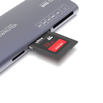 USB 2.0 kártyaolvasó, hat egyben, alumíniumötvözet testtel; támogatja MS, CF, SD, MicroSD (M2), TF és XD