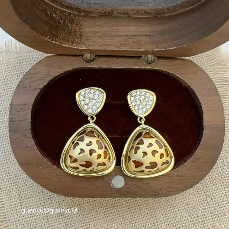 Geometriai formájú cirkóniumos fém medálos fülbevalók nőknek, elektroplakolás, 925-ös ezüst tűkkel, személyre szabott trend