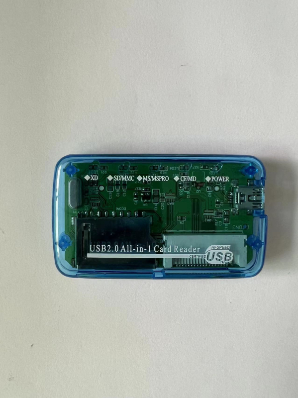 RYC44 USB 2.0 čitač memorijskih kartica — vanjski, sve-u-jednom, podržava CF, SD/SDHC, MicroSD, MMC, MS Pro Duo, RS-MMC
