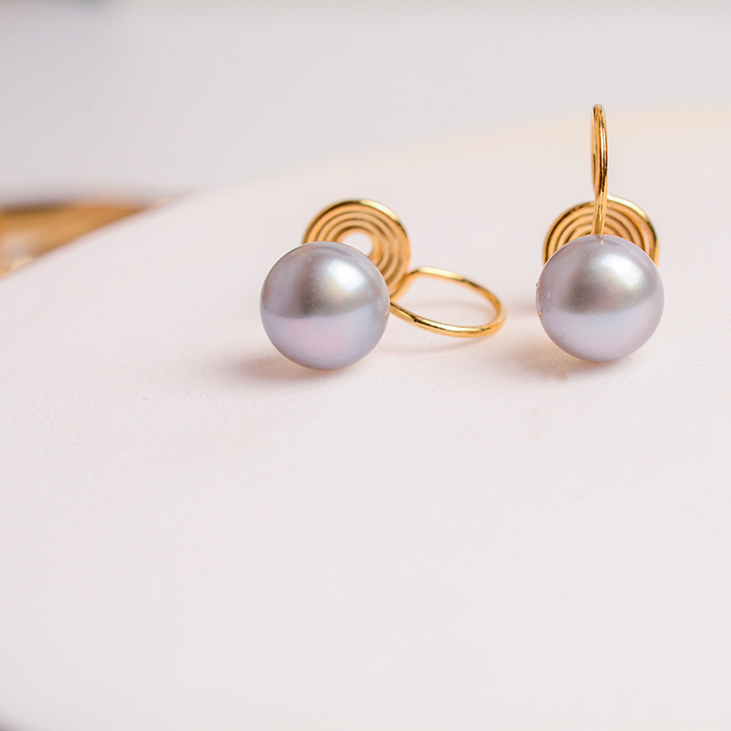 Gyöngyös fülklip nőknek, kézzel készített, 14K aranyinjektált bevonat, mosquito coil-ihletésű dizájn