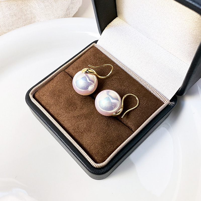 Обички от мидени мъниста за жени, U-образна геометрична форма, вдъхновени от животни/зодия, многообразен стил, есен 2025