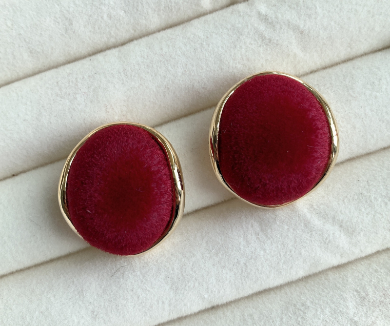 Női fülbevaló, geometriai dizájn, cinkötvözet, elektroplakolás, réz tüske