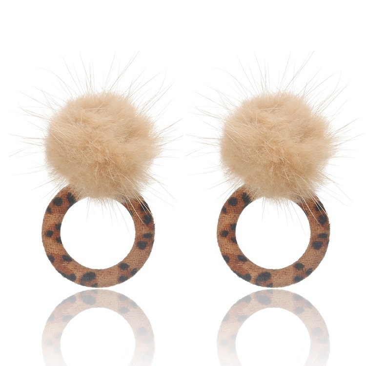 Naušnice - Geometrijski stil, Materijal: korejski velur, Pakiranje: neovisno pakiranje, Prilagodba: Da