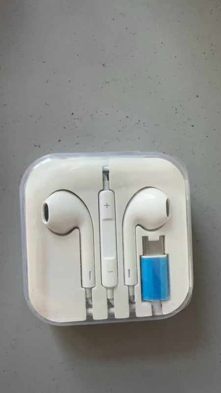 iekšējās auss ar kabeli austiņas ar iebūvētu vadību, dinamisks draiveris, troksņu samazināšana, spēcīgs bas, saderīgas ar iOS