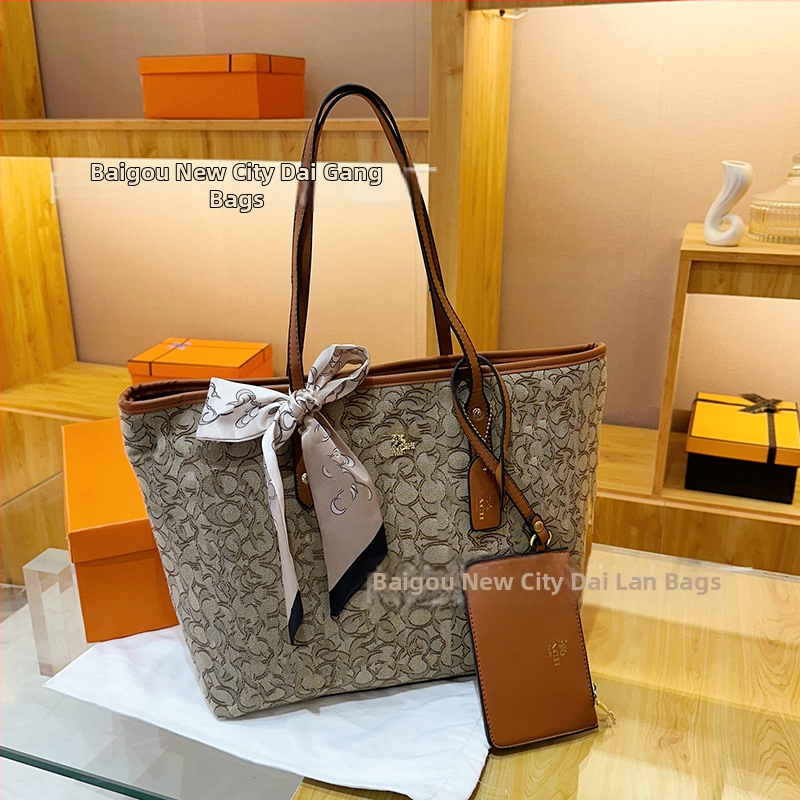 Ženska tote torba, street fashion, PU materijal, horizontalni kvadratni oblik, zatvaranje zipom