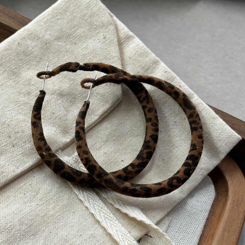 HLZ дамски кръгли обици с леопардов принт, есен 2025, модерен стил, материал: сплав, технология на обработка: инжекционно производство