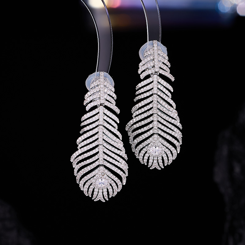 Naušnice s paunovim perom, s cirkonijem, dugi visi, srebrna post 925, geometrijski stil, lagani luksuz, kod A-056