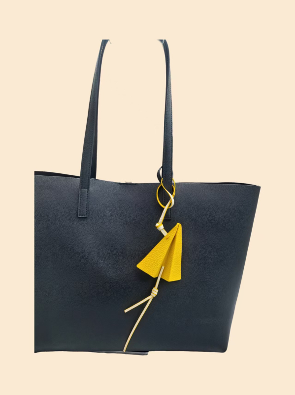 Kožni privjesak za torbu s motivom papirnatog zrakoplova – automobilni dodatak, višefunkcionalan, pleteni