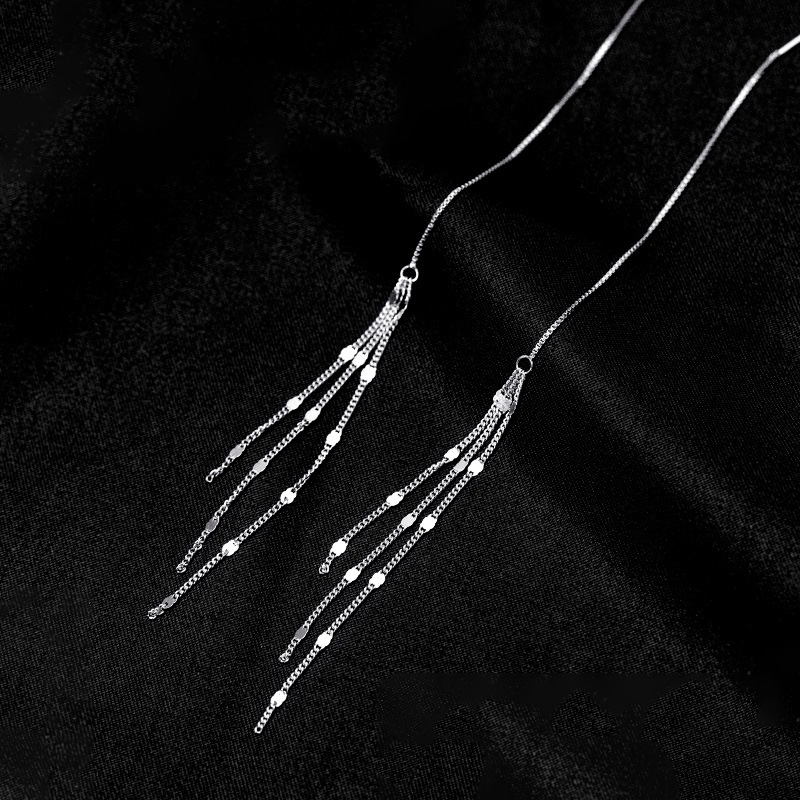 Under the banyan tree – Ezüst S925 fülbevalók hosszú tassellel, formák: hullám, csepp, csillag, geometriai; stílus: hideg szél; nyár 2024