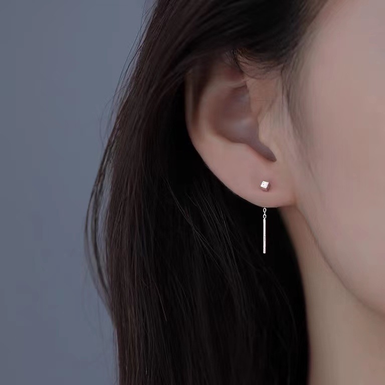 Uniszex fülbevaló 925-ös ezüstből, geometriai négyzet mintával