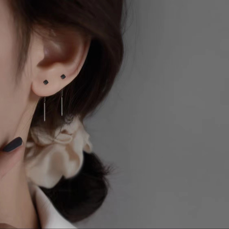 Uniszex fülbevaló 925-ös ezüstből, geometriai négyzet mintával