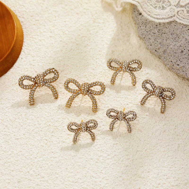 Ruolong Jewelry Naušnice od nehrđajućeg čelika u obliku mašne, PVD zlatno premazane, lagani luksuz