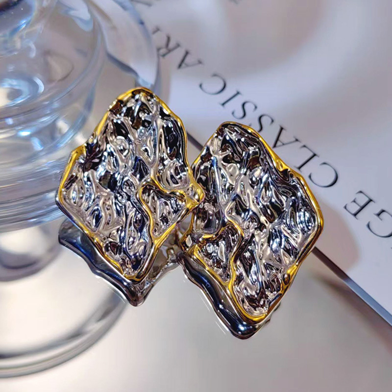 Naušnice od bakra, oblici vala i romba, galvanizirani premaz, lagani luksuzni stil za žene.