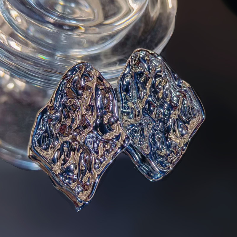 Naušnice od bakra, oblici vala i romba, galvanizirani premaz, lagani luksuzni stil za žene.