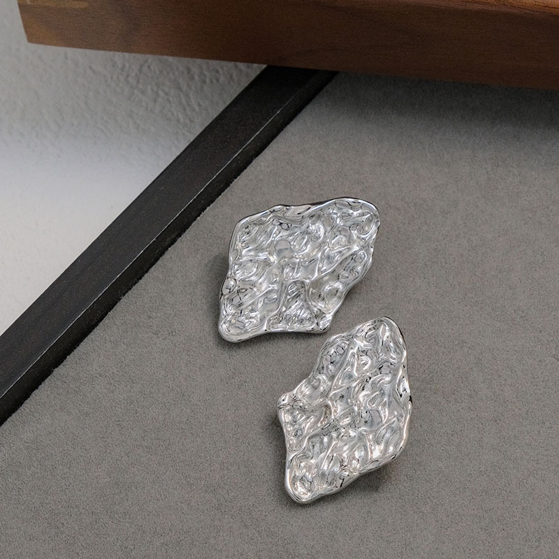 Naušnice od bakra, oblici vala i romba, galvanizirani premaz, lagani luksuzni stil za žene.